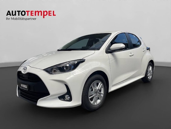 First vehicle image