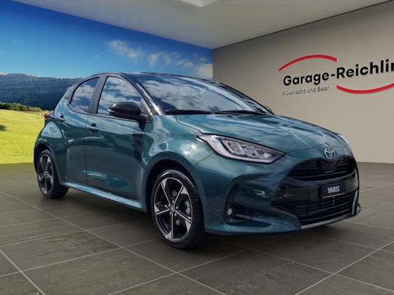 Vehicle image 6