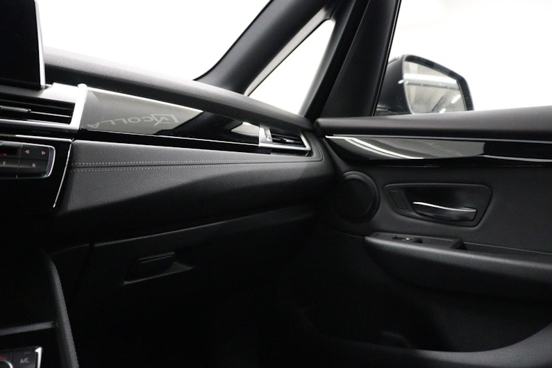 Vehicle image BMW 2 SERIES