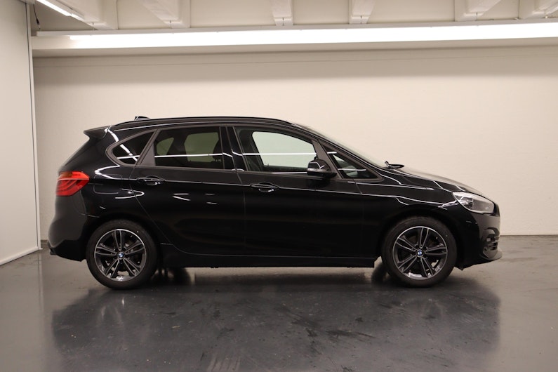 Vehicle image BMW 2 SERIES