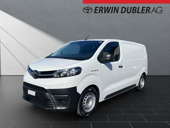 First vehicle image