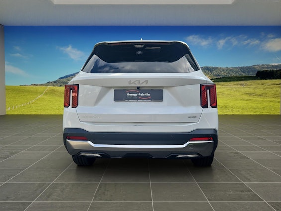 Vehicle image 3 Vehicle image 3