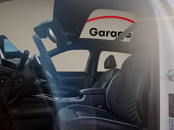 Vehicle image 9 Vehicle image 9