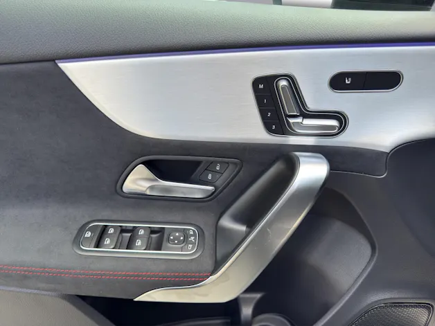 Mercedes-Benz A 200 AMG Line