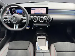 Mercedes-Benz A 200 AMG Line