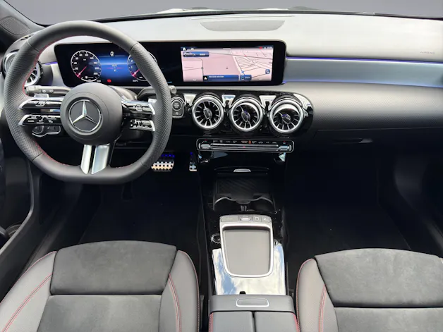 Mercedes-Benz A 200 AMG Line