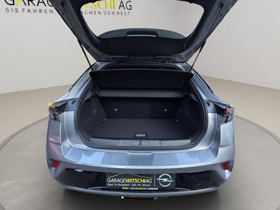 Vehicle image 11 Vehicle image 11