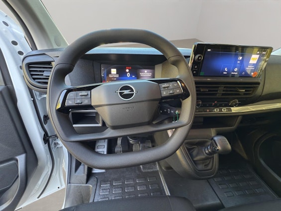 Vehicle image 9 Vehicle image 9