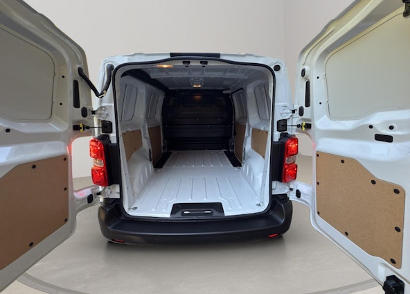 Vehicle image 10 Vehicle image 10