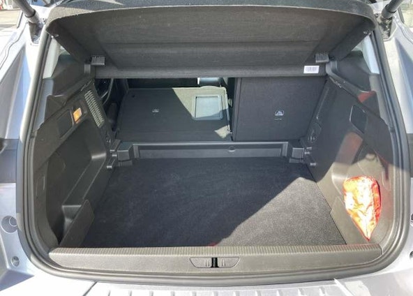 Vehicle image 13 Vehicle image 13