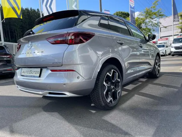 Opel Grandland 1.2 T Elegance