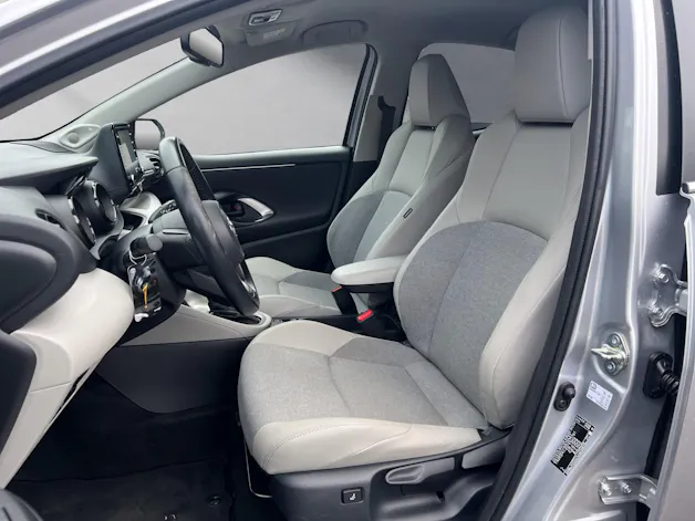 Toyota Yaris 1.5 VVT-i HSD Premium