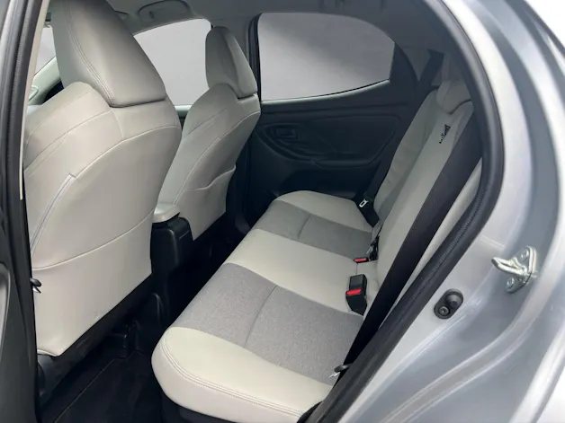 Toyota Yaris 1.5 VVT-i HSD Premium