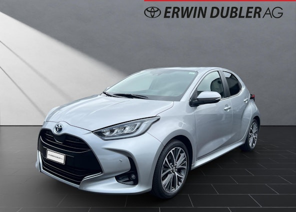 First vehicle image First vehicle image