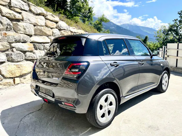 Suzuki Swift 1.2 Compact+ Hybrid 4x4