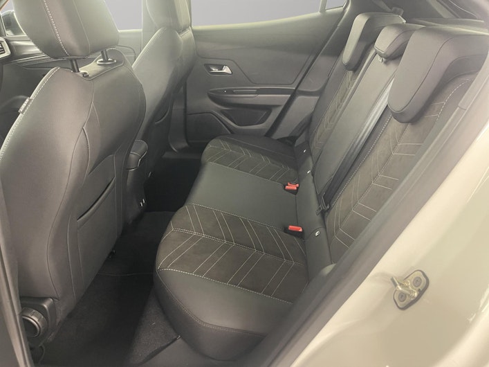 Vehicle image OPEL MOKKA