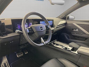 Vehicle image OPEL Astra 1.6 T PHEV 180 Swiss Plus