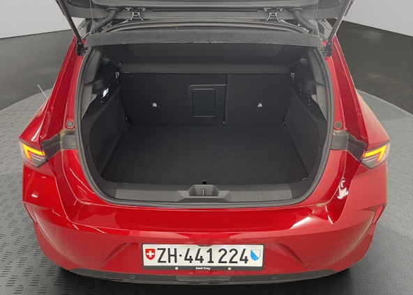 Vehicle image 4 Vehicle image 4