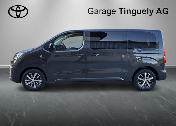 Vehicle image 8 Vehicle image 8