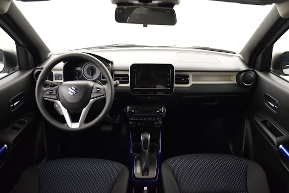 Vehicle image 12