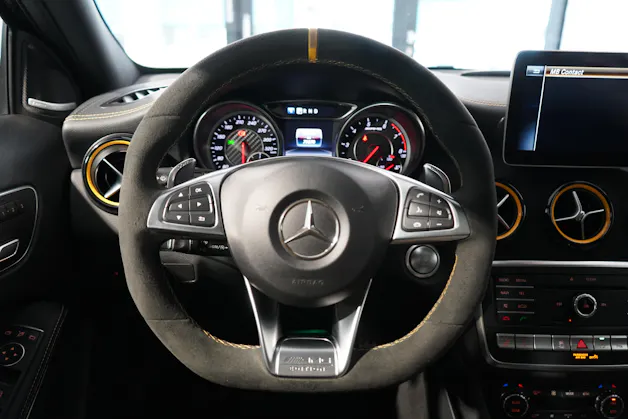 Mercedes-Benz GLA 45 AMG 4m