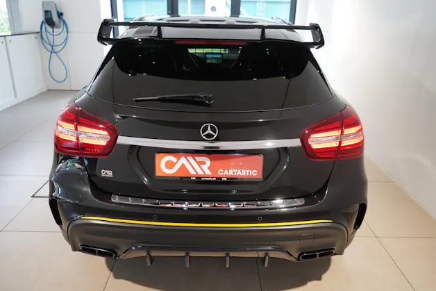Mercedes-Benz GLA 45 AMG 4m