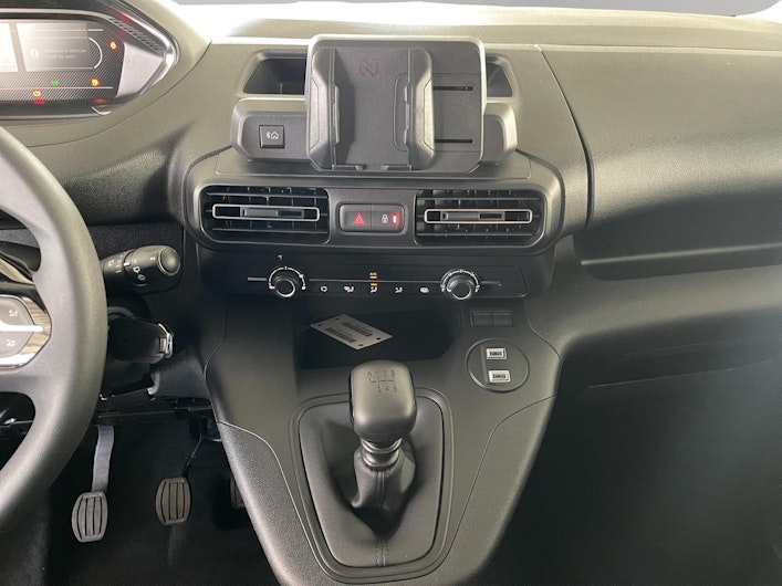 Vehicle image PEUGEOT PARTNER