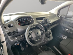Vehicle image PEUGEOT Partner Kaw. 650 Standard 1.5 BlueHDI 100 S/S