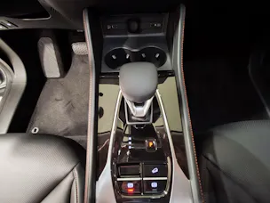 MG HS 1.5 PHEV Luxury