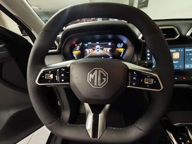 MG ZS 1.5 Hybrid+ Luxury