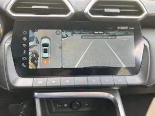 MG ZS 1.5 Hybrid+ Luxury