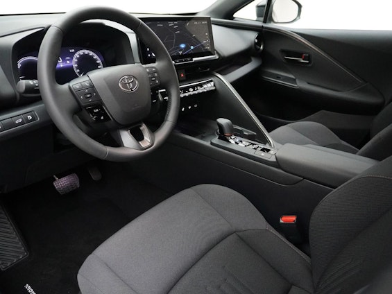 Vehicle image 7