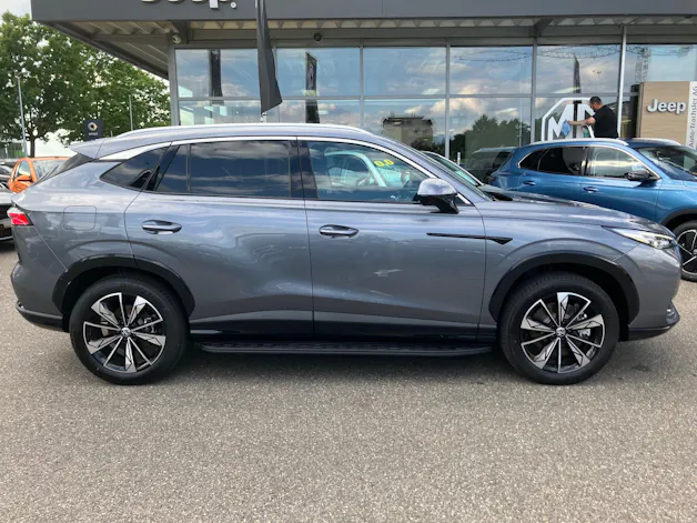 MG HS 1.5 PHEV Luxury