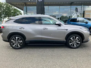 MG HS 1.5 PHEV Luxury
