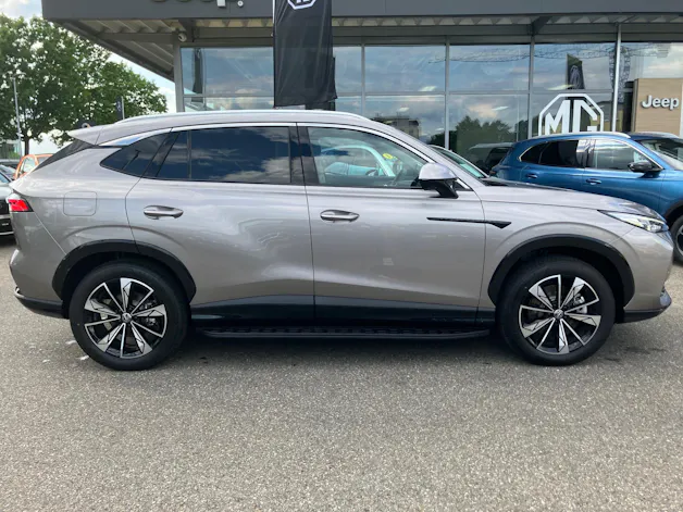 MG HS 1.5 PHEV Luxury