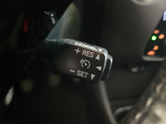 Vehicle image 14 Vehicle image 14