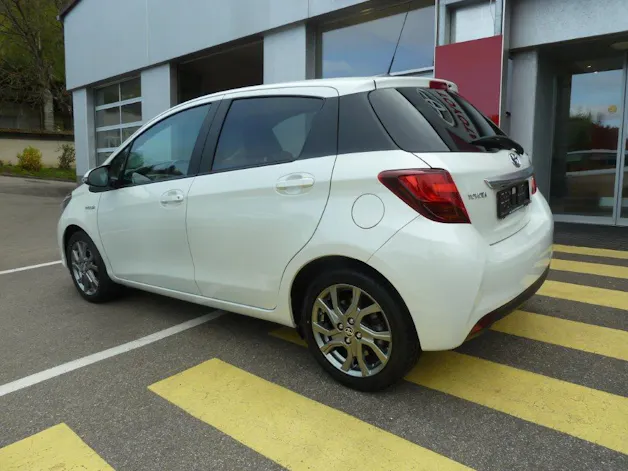 Toyota Yaris 1.5 VVT-i HSD Swiss Trend