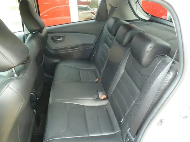 Toyota Yaris 1.5 VVT-i HSD Swiss Trend