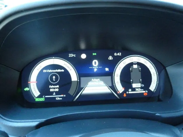 Toyota Yaris 1.5 VVT-i HSD GR Sport
