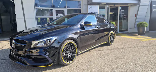 Mercedes-Benz CLA 45 AMG *Yellow Night Edition* 4m