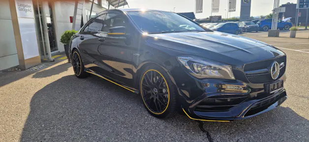 Mercedes-Benz CLA 45 AMG *Yellow Night Edition* 4m