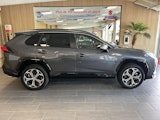First vehicle image