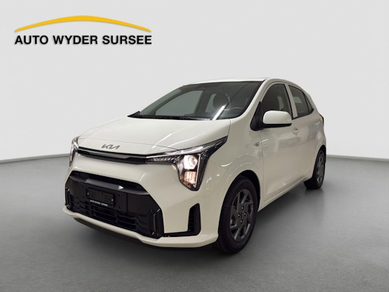 First vehicle image