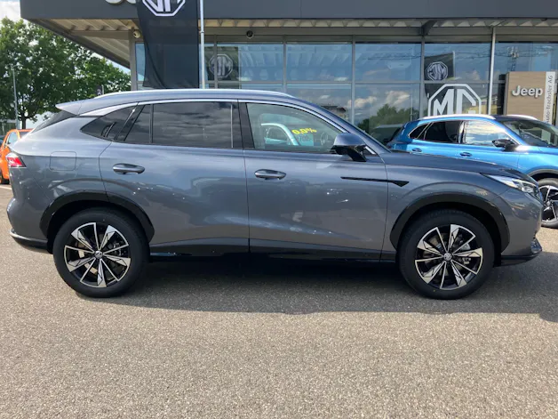 MG HS 1.5 Hybrid Luxury
