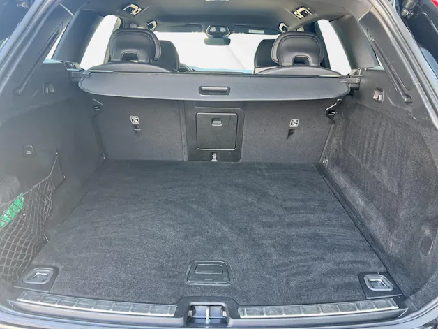 Volvo XC60 2.0 B4 MH R-Design AWD