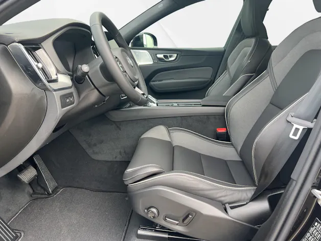 Volvo XC60 2.0 T6 TE Black Edition eAWD