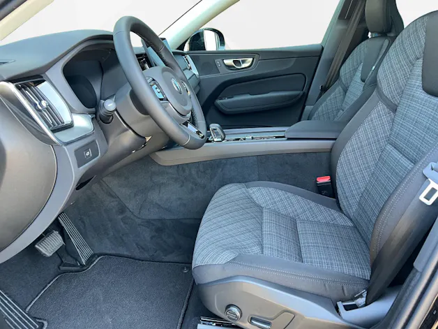 Volvo XC60 2.0 B5 MH Core AWD