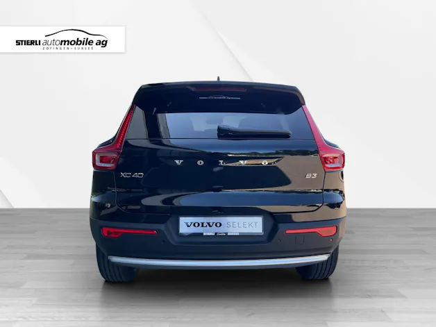 Volvo XC40 2.0 B3 MH XCite