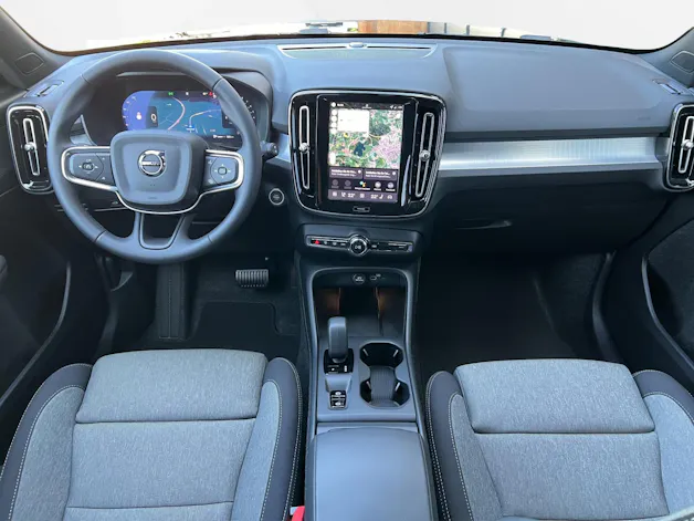 Volvo XC40 2.0 B3 MH XCite