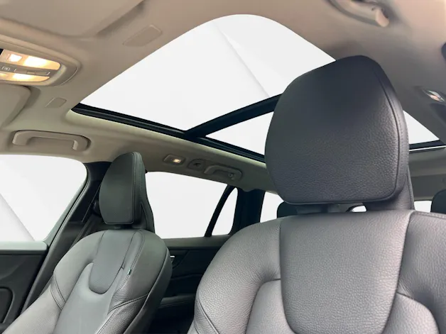 Volvo V60 2.0 T8 TE Ultra Dark eAWD